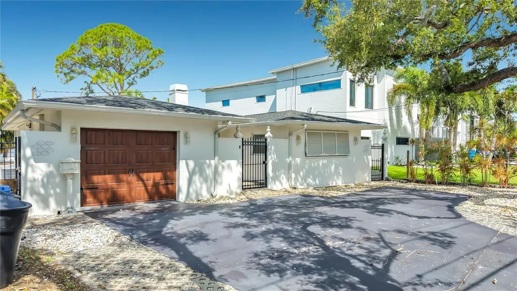 3800 Shore Acres Boulevard NE St Petersburg FL 33703
