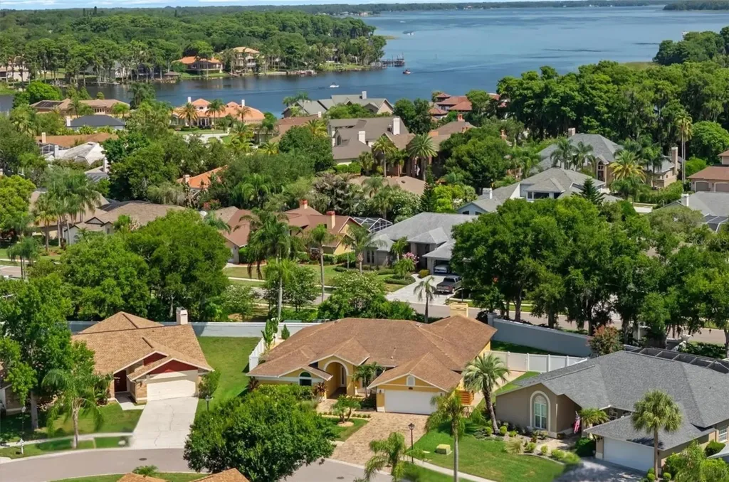 1874 Stable Trail Palm Harbor FL 34685