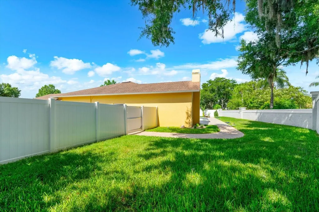 1874 Stable Trail Palm Harbor FL 34685