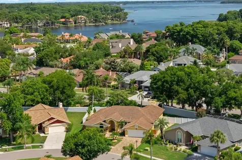 1874 Stable Trail Palm Harbor FL 34685