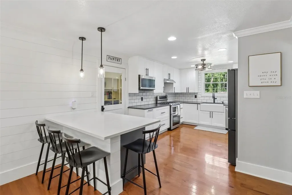 649 Glenway Drive Sanford FL 32771