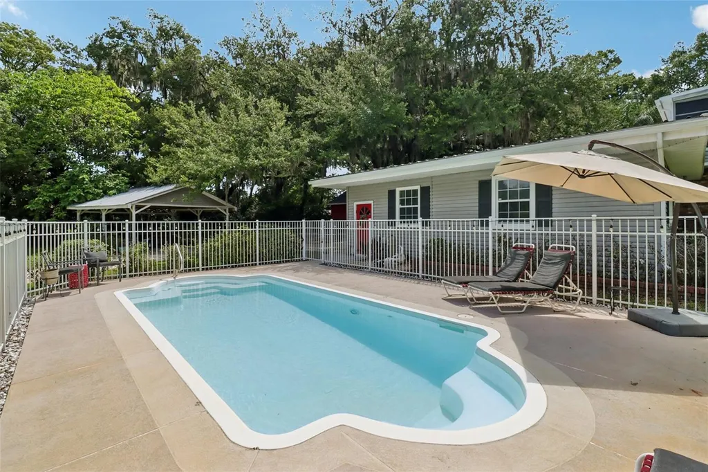 649 Glenway Drive Sanford FL 32771