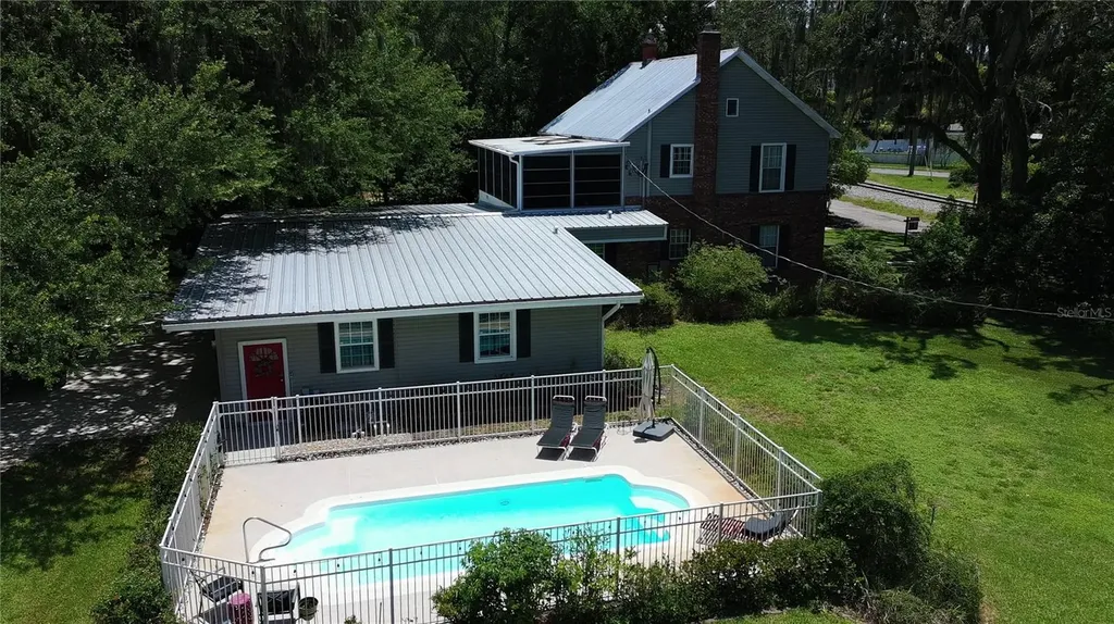 649 Glenway Drive Sanford FL 32771