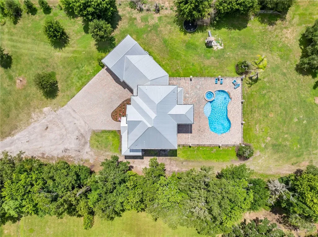 4664 Hickory Tree Lane St Cloud FL 34772