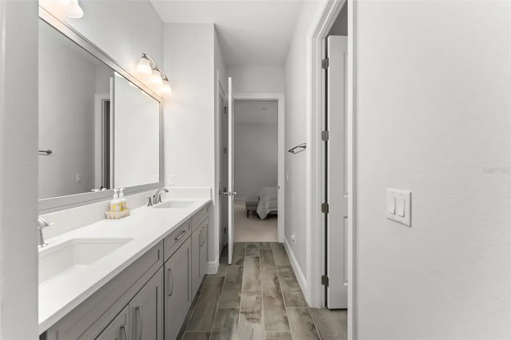 15619 Giant Foxtail Court Winter Garden FL 34787
