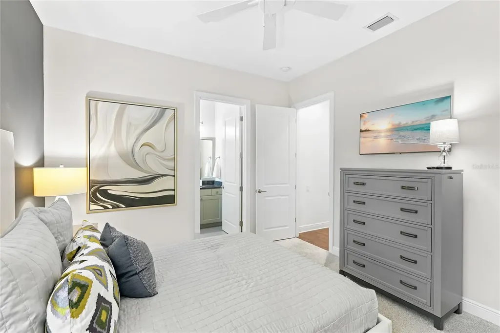 804 Crosswind Avenue Sarasota FL 34240