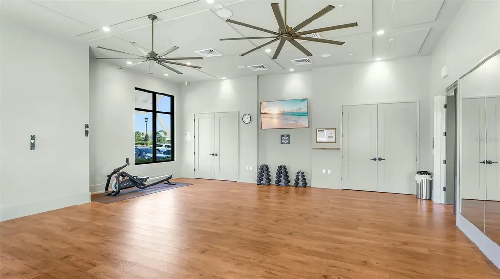 804 Crosswind Avenue Sarasota FL 34240