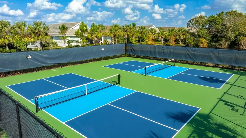 804 Crosswind Avenue Sarasota FL 34240