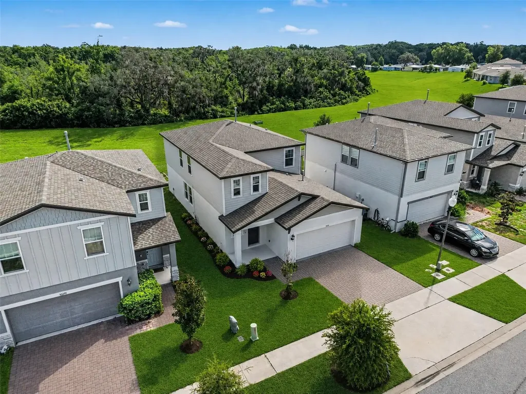 30256 Armenia Road NE Leesburg FL 34748
