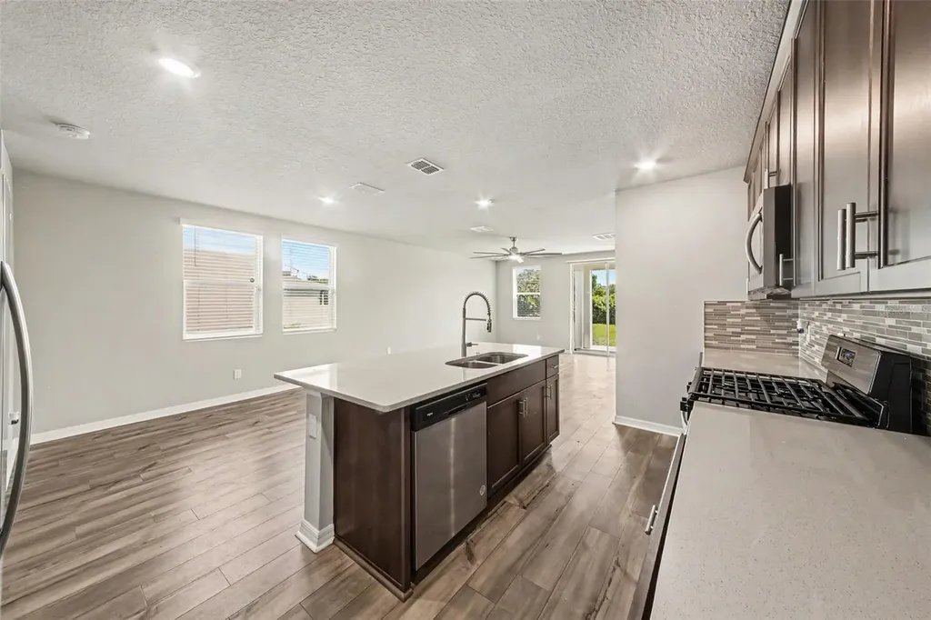 30256 Armenia Road NE Leesburg FL 34748