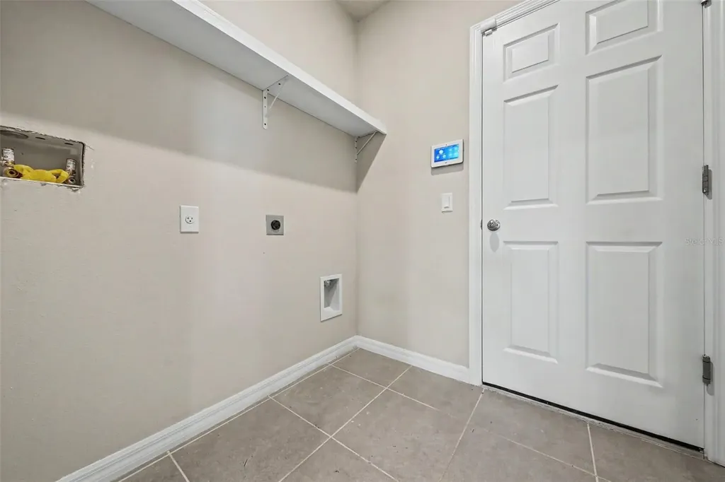 30256 Armenia Road NE Leesburg FL 34748