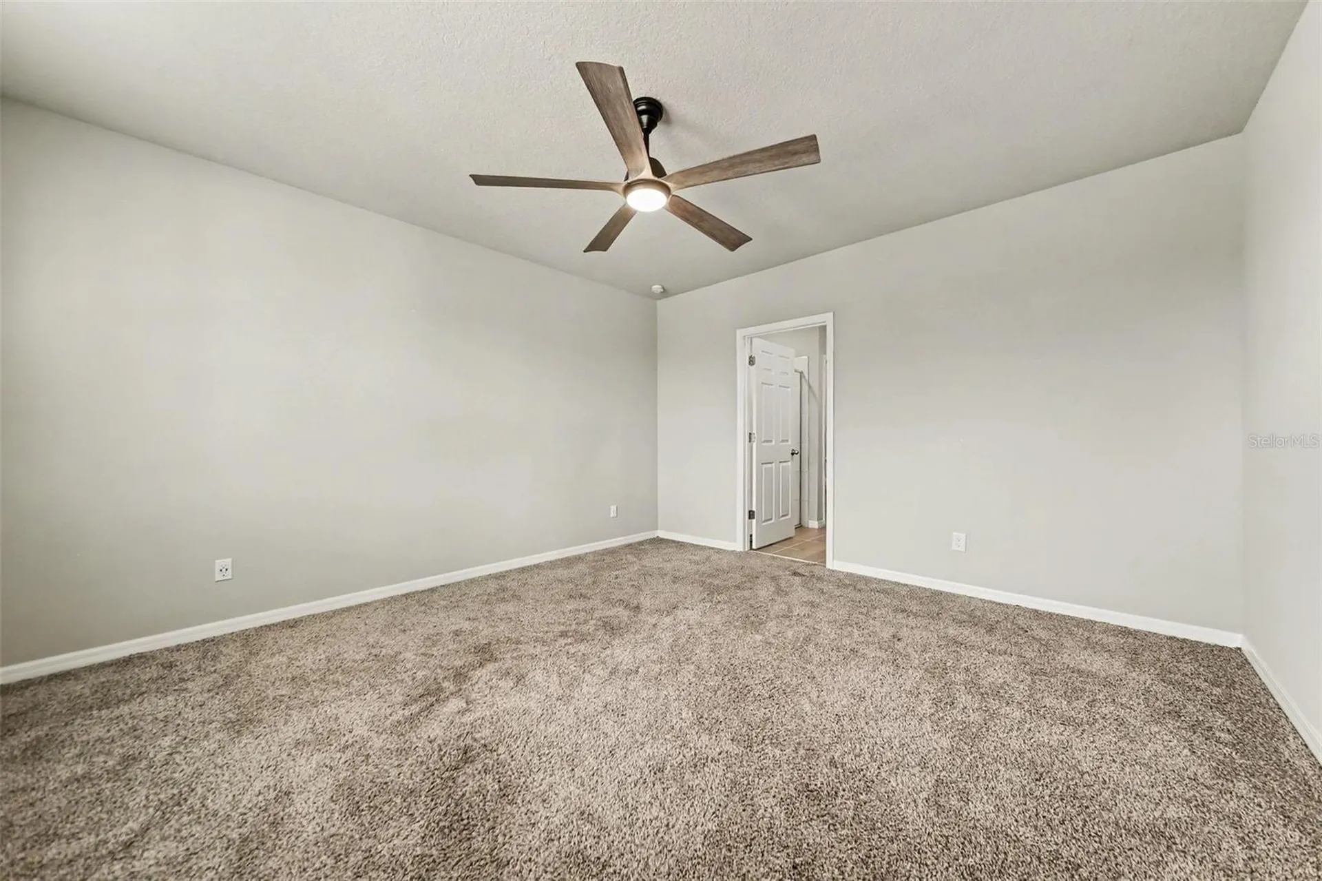 30256 Armenia Road NE Leesburg FL 34748