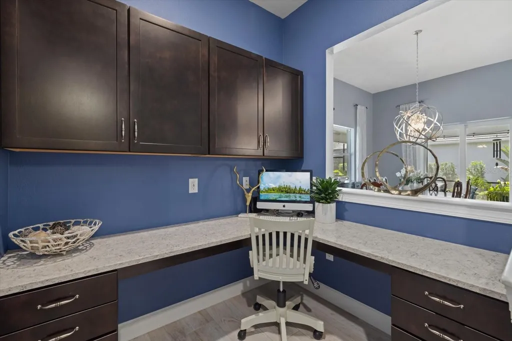 12105 Seabrook Avenue Bradenton FL 34211