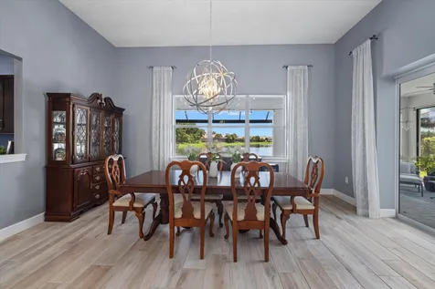 12105 Seabrook Avenue Bradenton FL 34211
