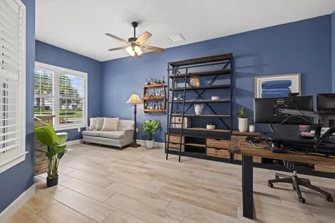 12105 Seabrook Avenue Bradenton FL 34211