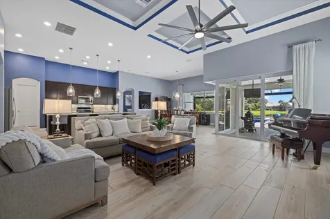 12105 Seabrook Avenue Bradenton FL 34211