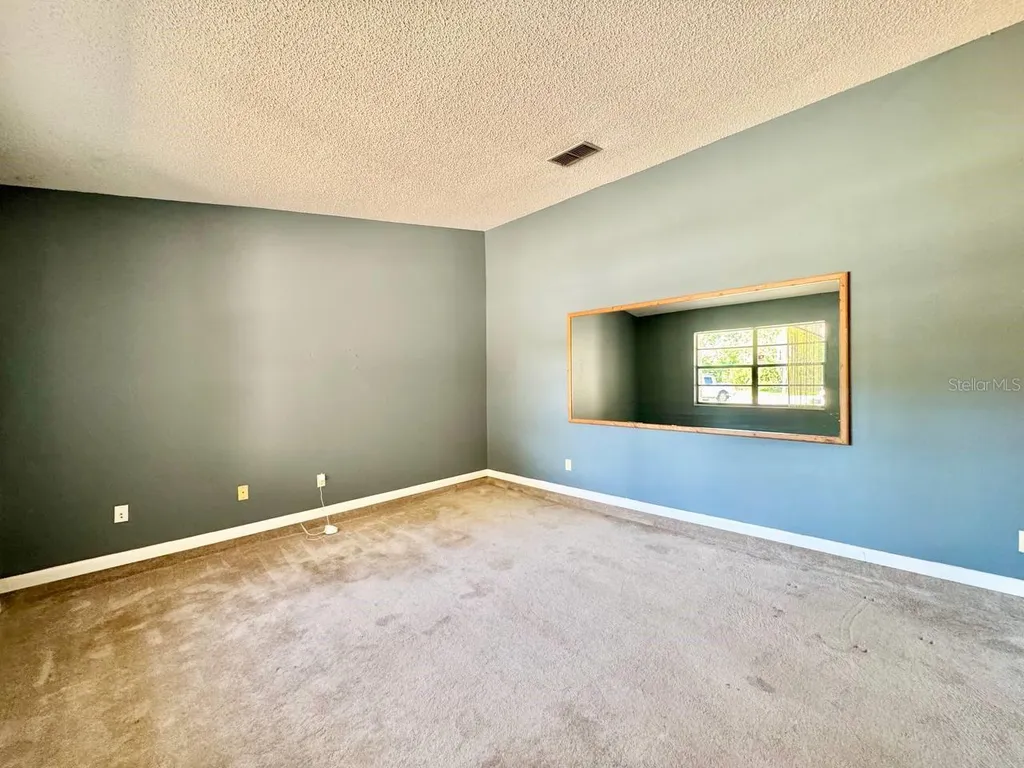 3195 Chamblee Lane Clearwater FL 33759