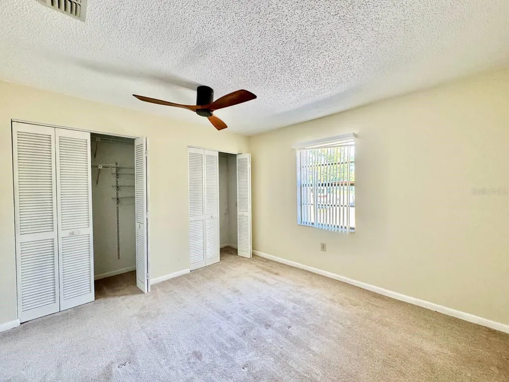 3195 Chamblee Lane Clearwater FL 33759
