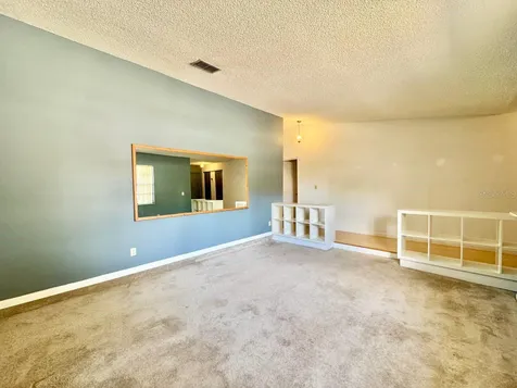 3195 Chamblee Lane Clearwater FL 33759