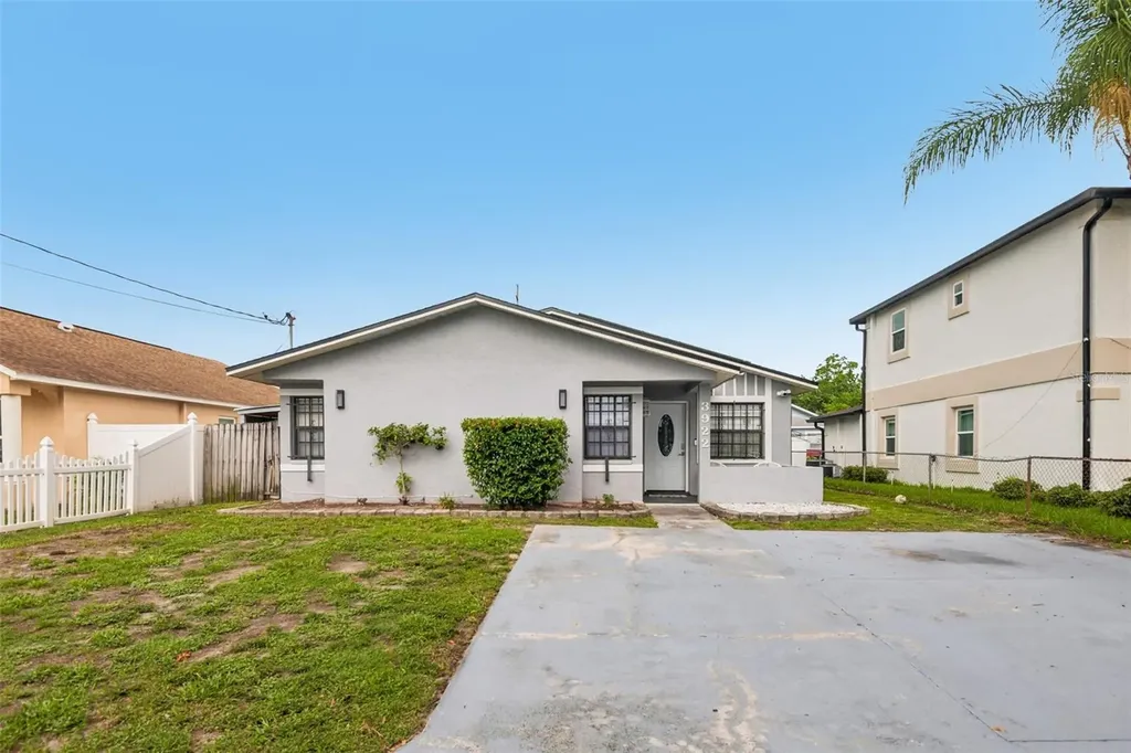 3922 W Robson Street Tampa FL 33614