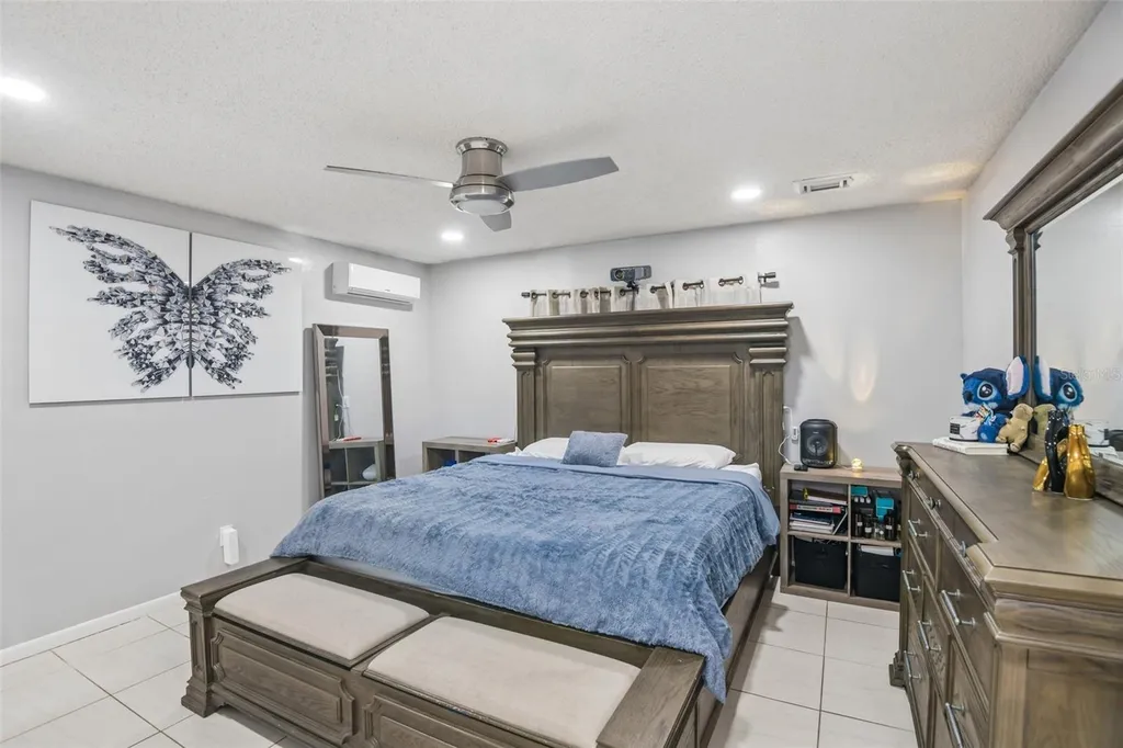 3922 W Robson Street Tampa FL 33614