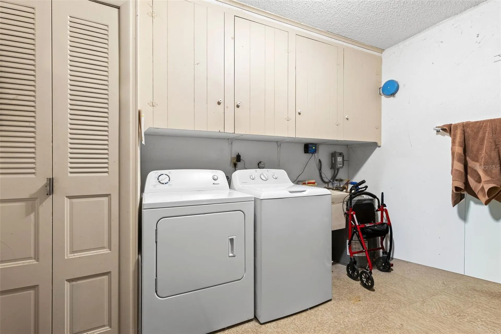 1227 Queen Anne Drive Palm Harbor FL 34684