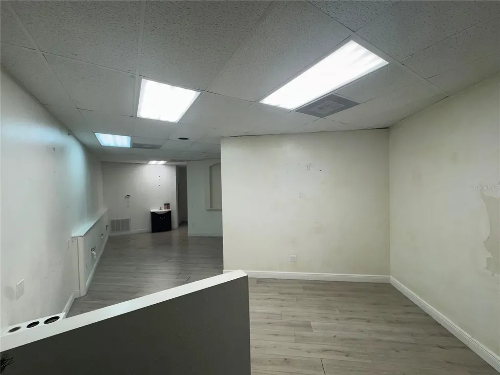 3274 Commercial Way Spring Hill FL 34606