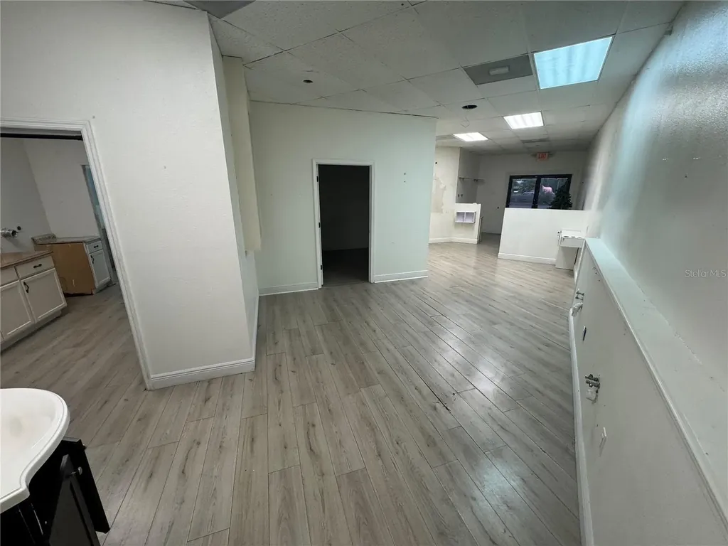 3274 Commercial Way Spring Hill FL 34606