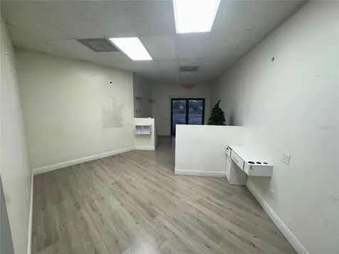 3274 Commercial Way Spring Hill FL 34606
