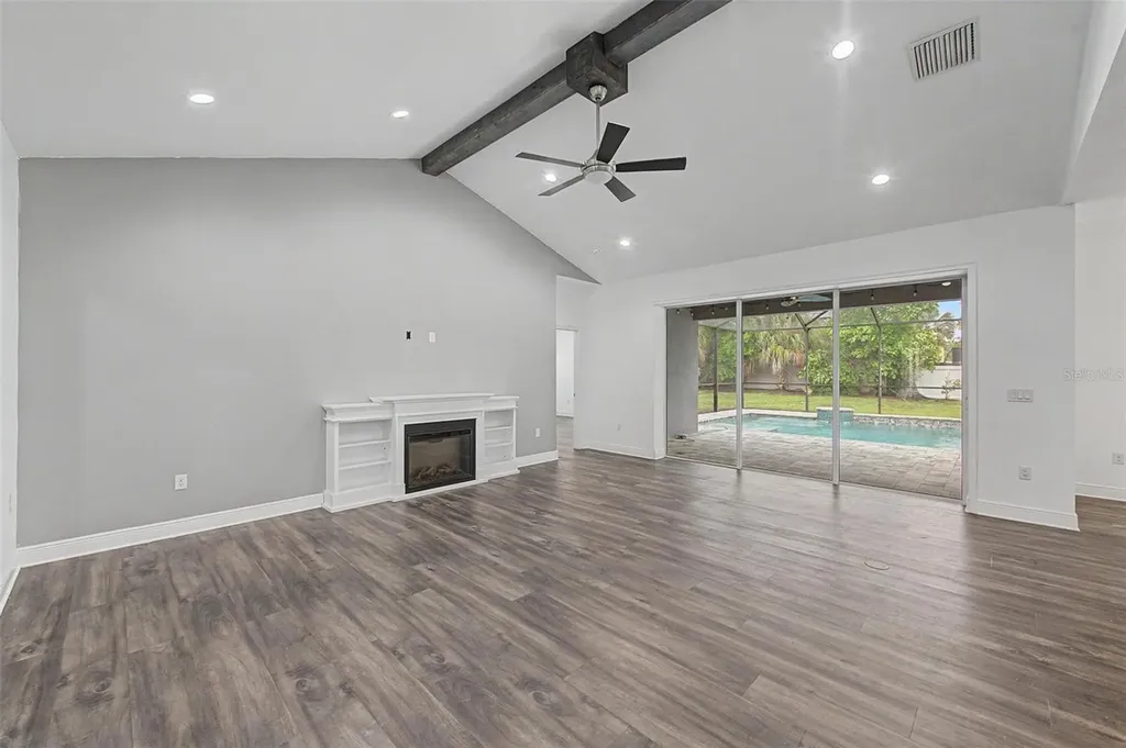 606 Royal Crest Drive Brandon FL 33511