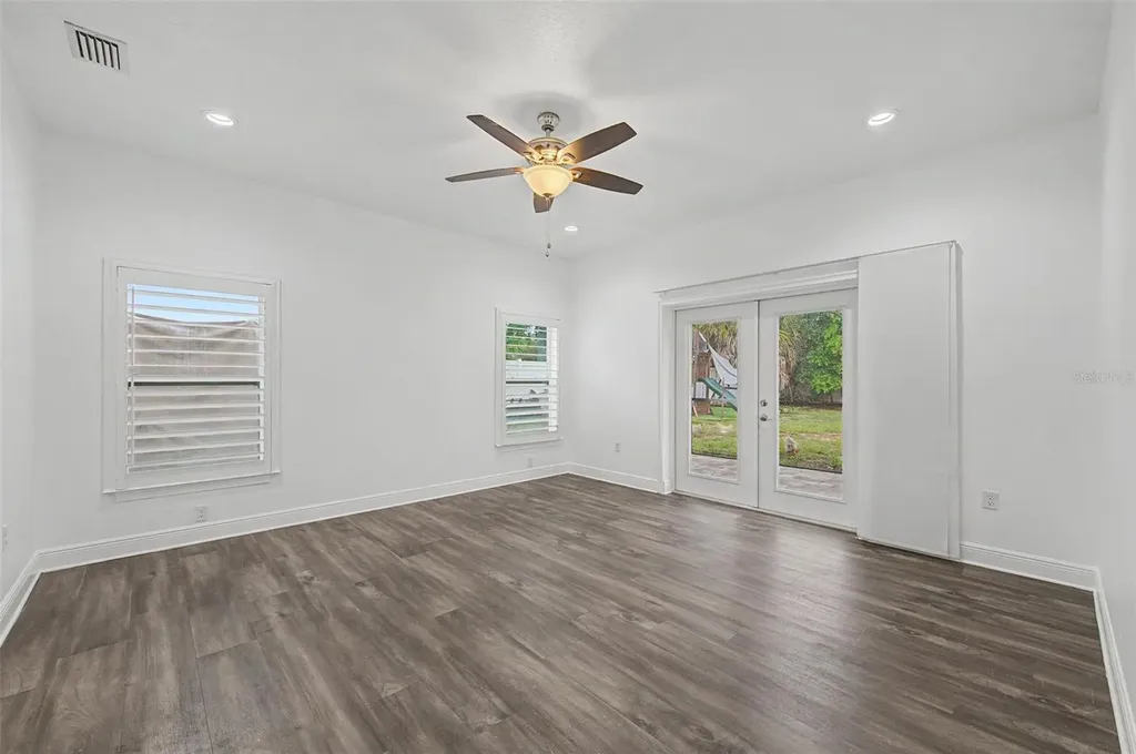 606 Royal Crest Drive Brandon FL 33511