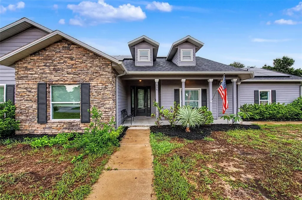 606 Royal Crest Drive Brandon FL 33511