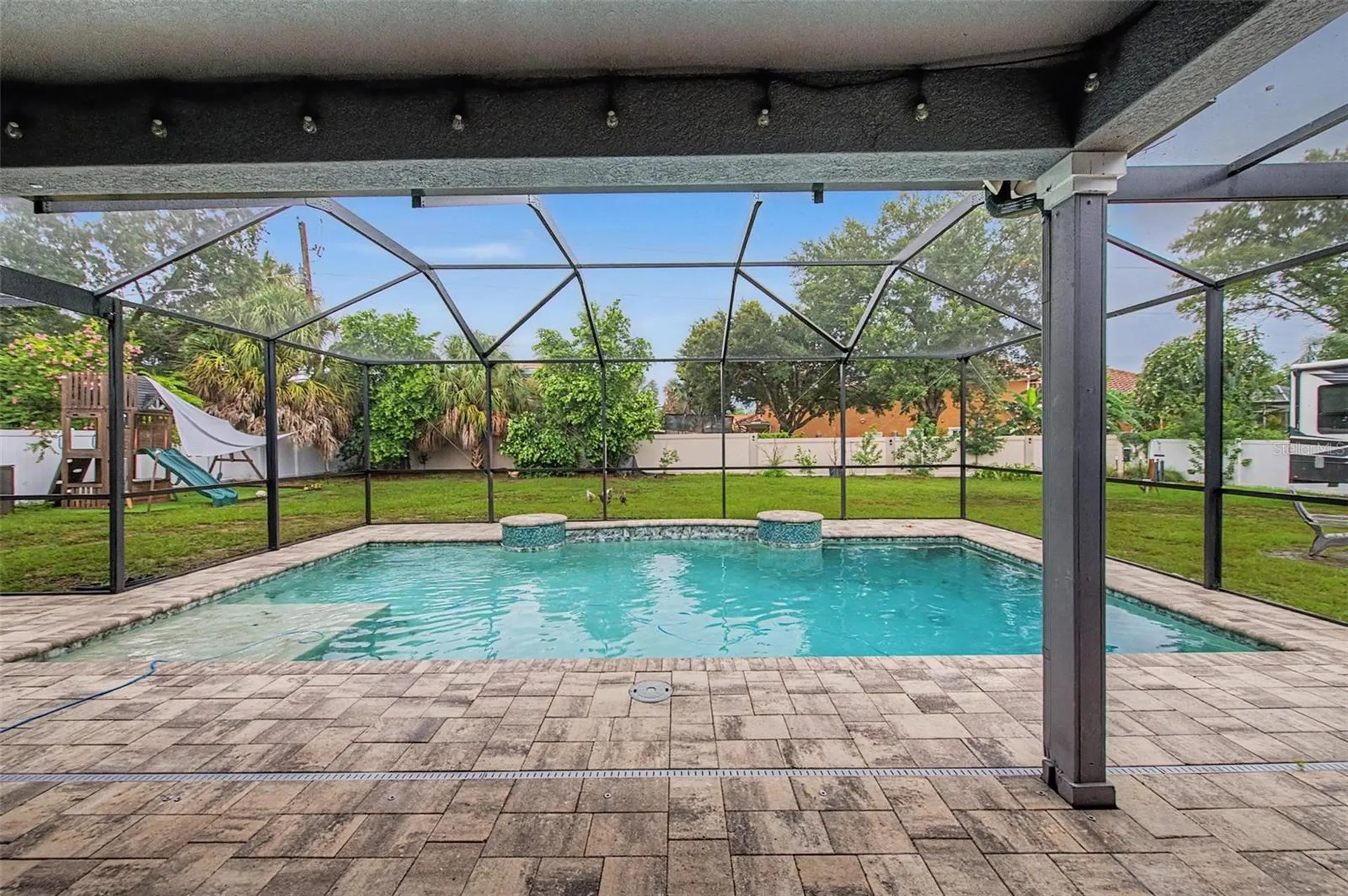 606 Royal Crest Drive Brandon FL 33511