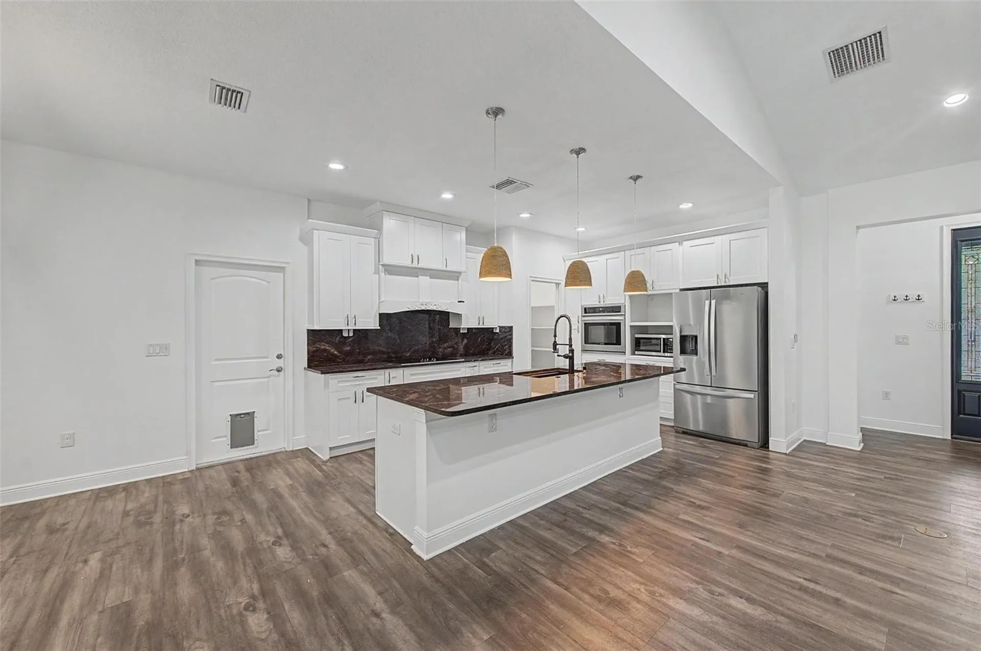 606 Royal Crest Drive Brandon FL 33511