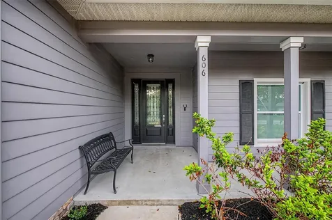 606 Royal Crest Drive Brandon FL 33511