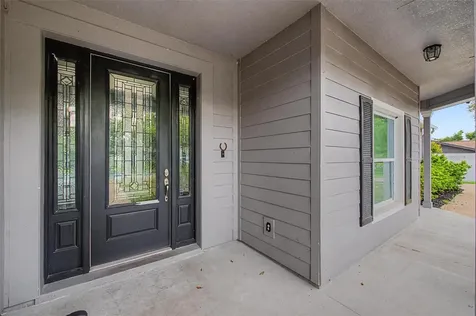 606 Royal Crest Drive Brandon FL 33511