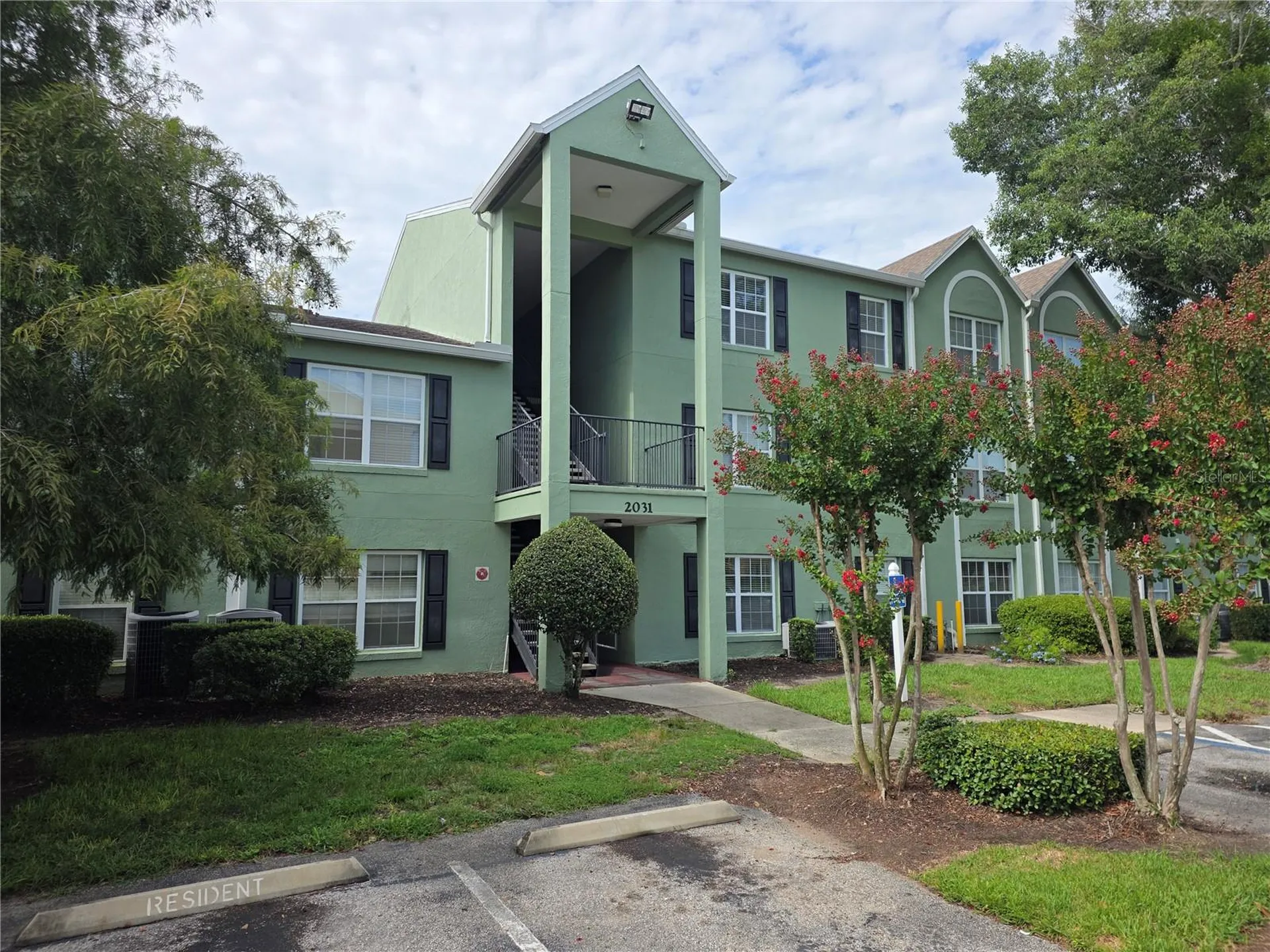2031 Dixie Belle Drive Orlando FL 32812