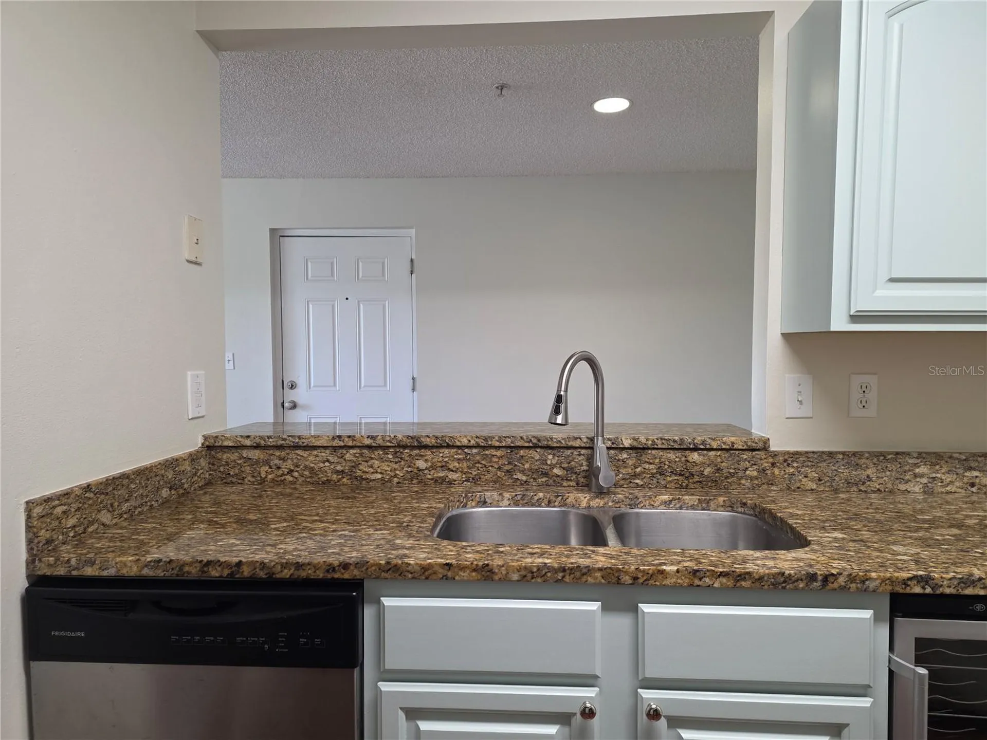 2031 Dixie Belle Drive Orlando FL 32812