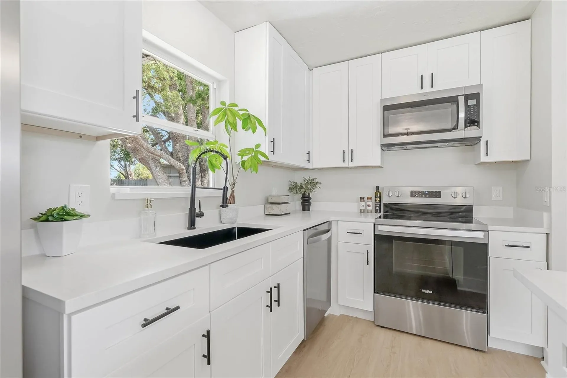1306 Dartmouth Drive Bradenton FL 34207
