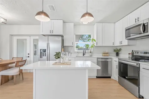 1306 Dartmouth Drive Bradenton FL 34207