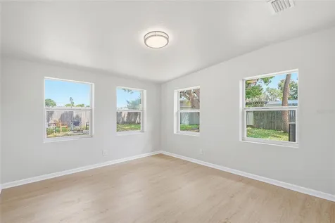 1306 Dartmouth Drive Bradenton FL 34207