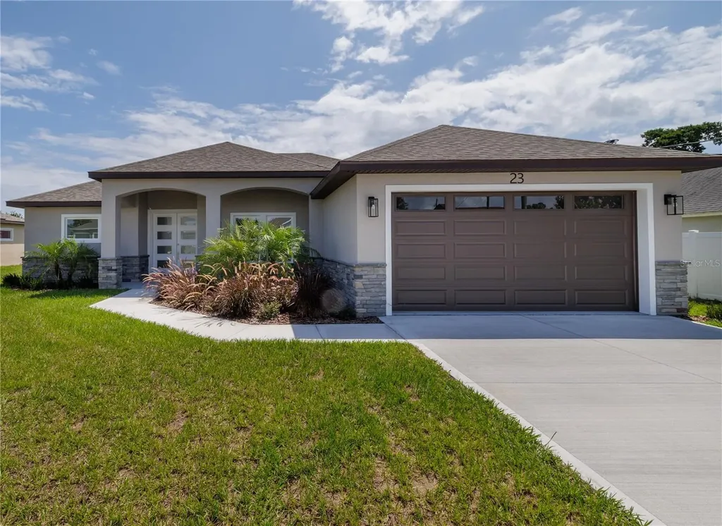 23 Francis Lane Palm Coast FL 32137