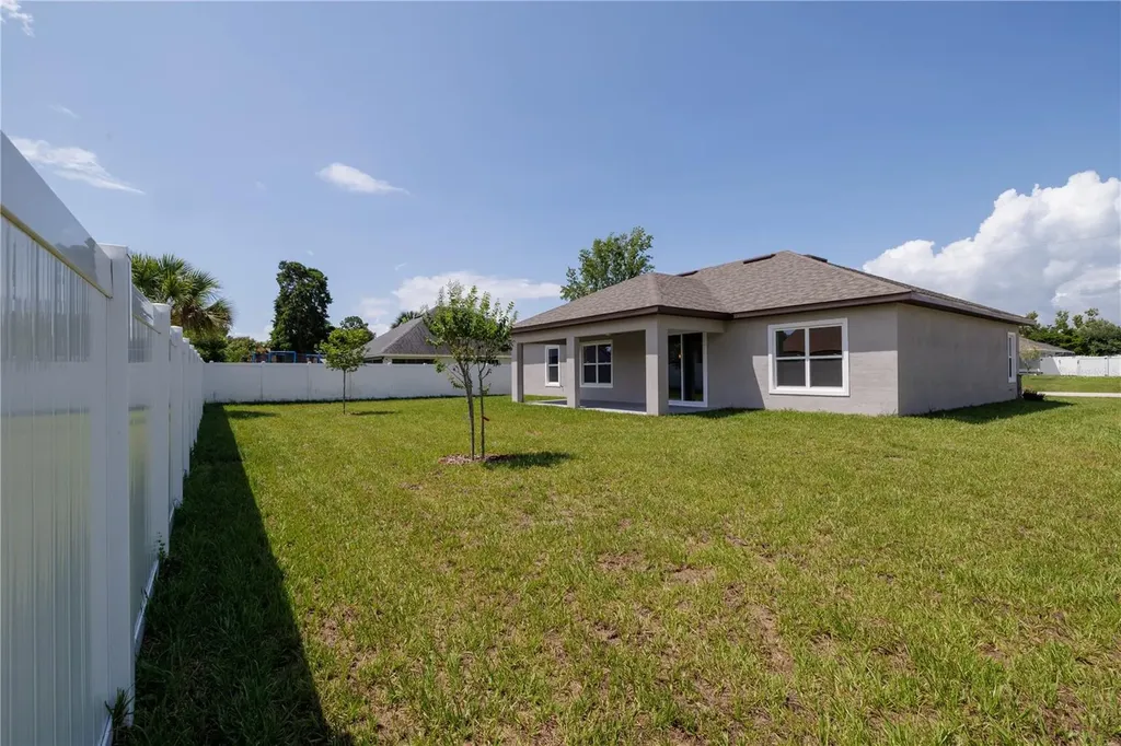 23 Francis Lane Palm Coast FL 32137