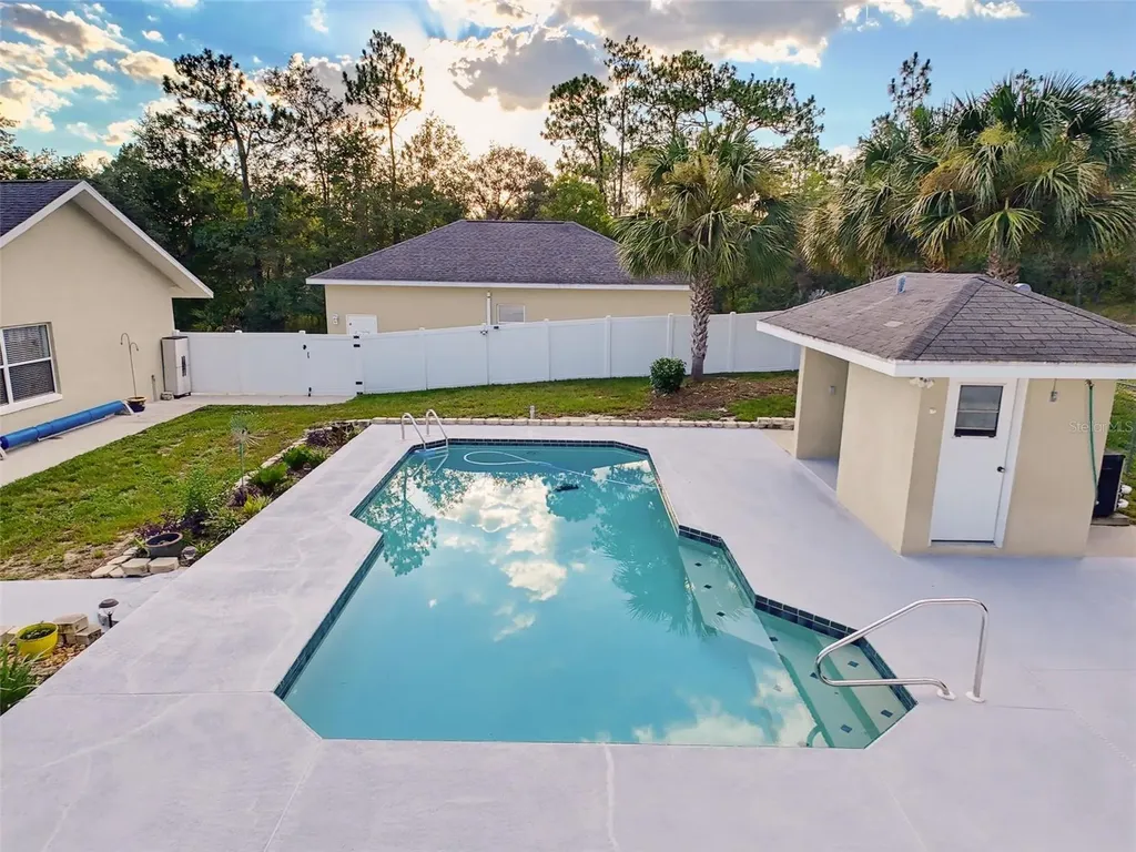 1709 W Pine Ridge Boulevard Beverly Hills FL 34465
