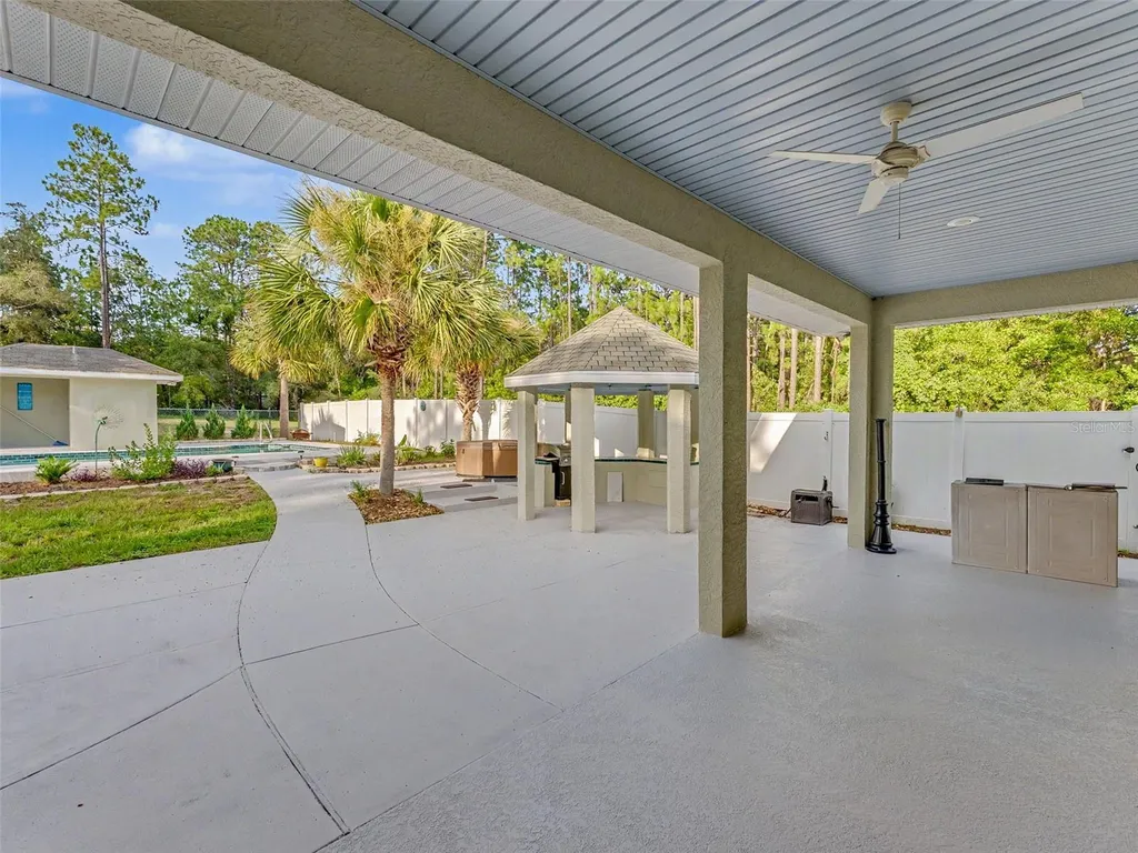 1709 W Pine Ridge Boulevard Beverly Hills FL 34465