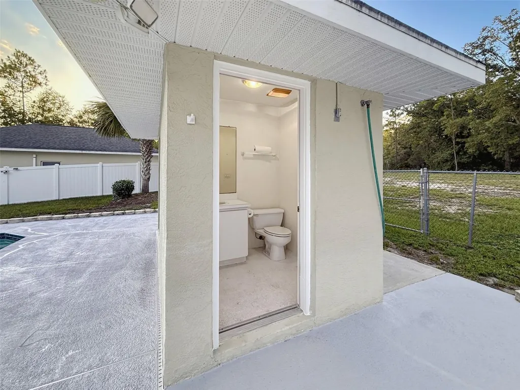 1709 W Pine Ridge Boulevard Beverly Hills FL 34465
