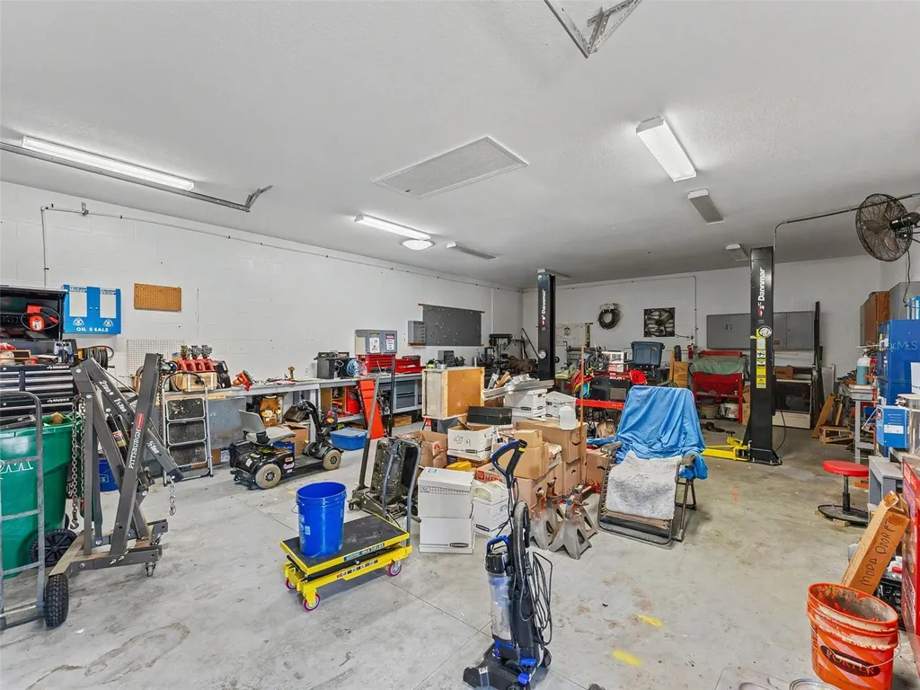 1709 W Pine Ridge Boulevard Beverly Hills FL 34465