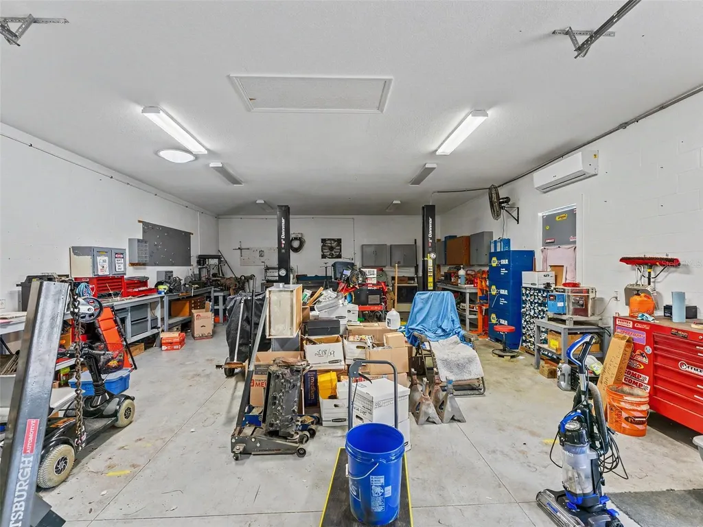 1709 W Pine Ridge Boulevard Beverly Hills FL 34465
