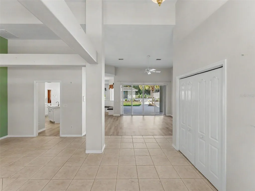 1709 W Pine Ridge Boulevard Beverly Hills FL 34465