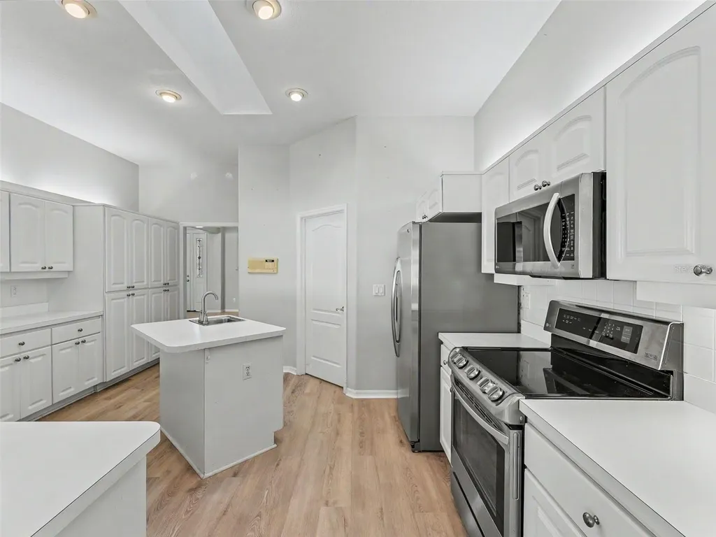 1709 W Pine Ridge Boulevard Beverly Hills FL 34465